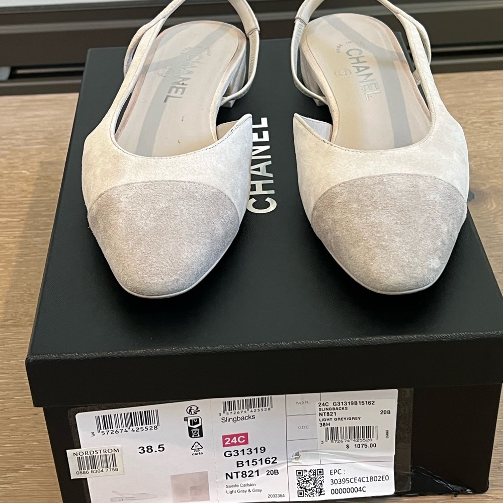 CHANEL Gray Flats with Pointed Toe and Slingback Strap
